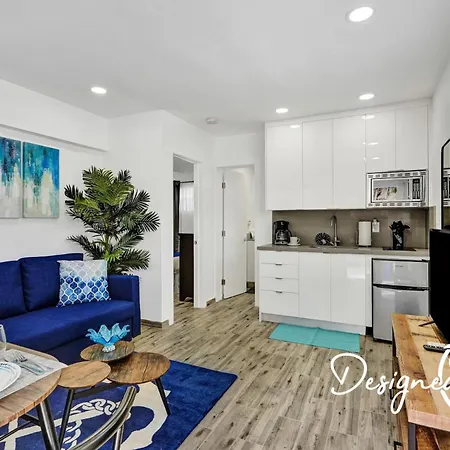 Cozy Studio Wbeach Boardwalk Steps Kitchen-2
