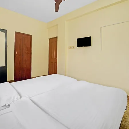 Collection O Senthamizh Residency-3