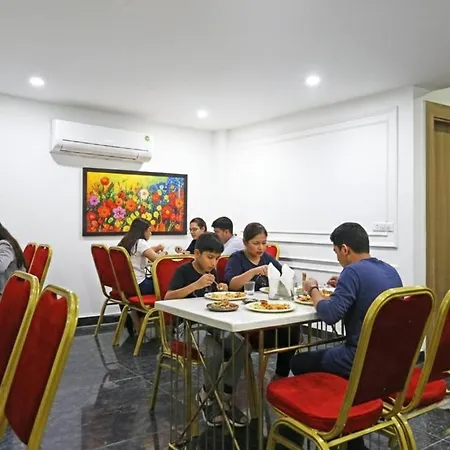 Hotel Decent Suites - Delhi Airport-2