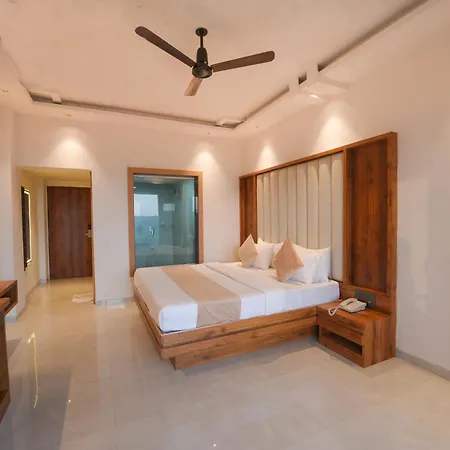 Strawberry King Resort-3