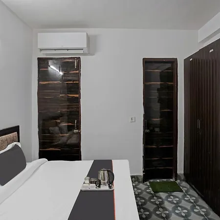Hotel O Sk Residency Rohini-3