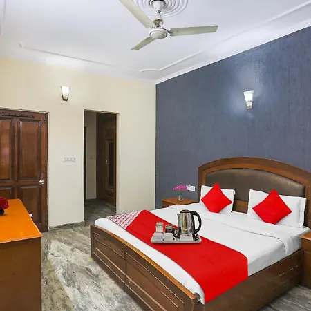 Hotel O Av Homes-2