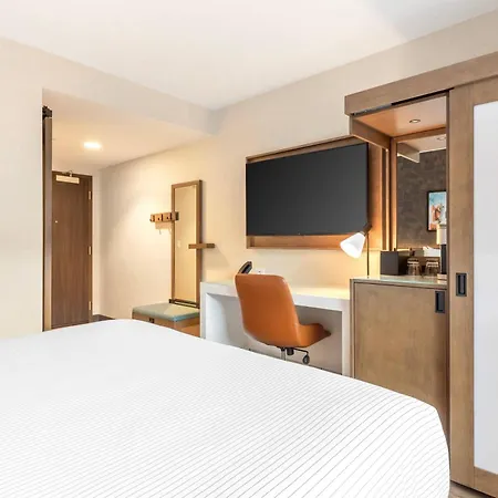 Cambria Hotel Denver Downtown Rino-2