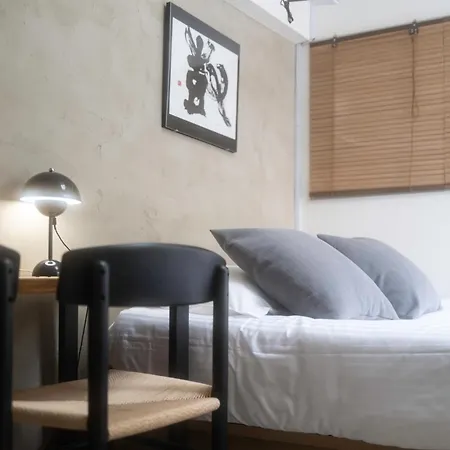 Kaku Studio Apartment Ikebukuro-3