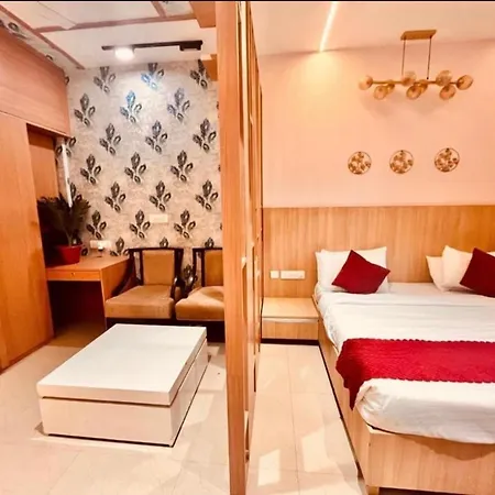 Vrindavan Serenity Hotel & Suites-2