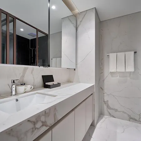 Hotel The Botanik Sewoon Myeongdong-3