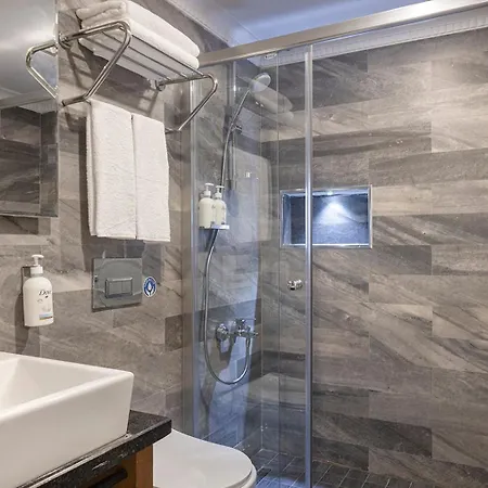Garner Hotel Istanbul - Airport Arnavutkoy By Ihg-2