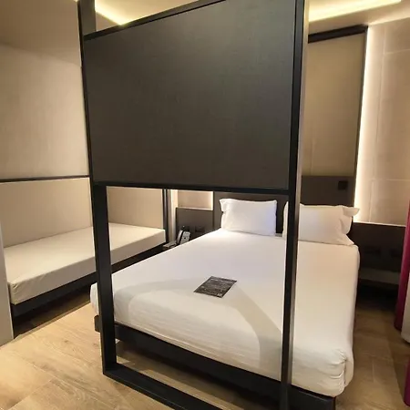 Kira Suites Hotel Milano-3