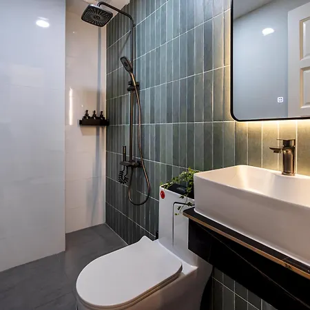Metrolux City Contemporary Hotel-3