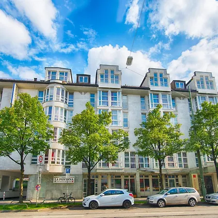 Leonardo Hotel Muenchen City West-2