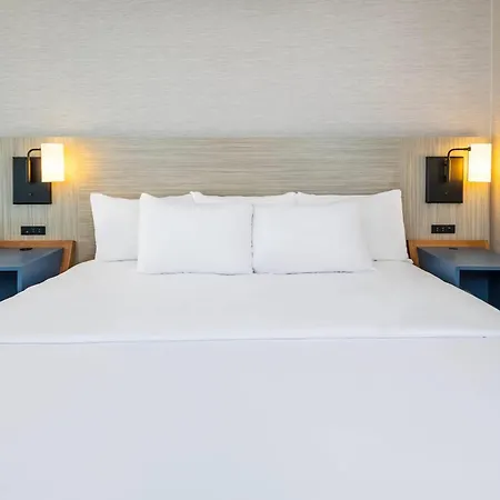 Comfort Inn Ancienne-Lorette - Quebec Airport-2