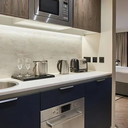 Residence Inn By Marriott Edinburgh-3