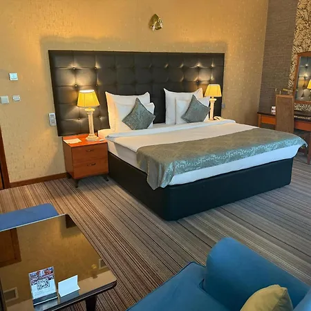 Grand Hotel Europe-2
