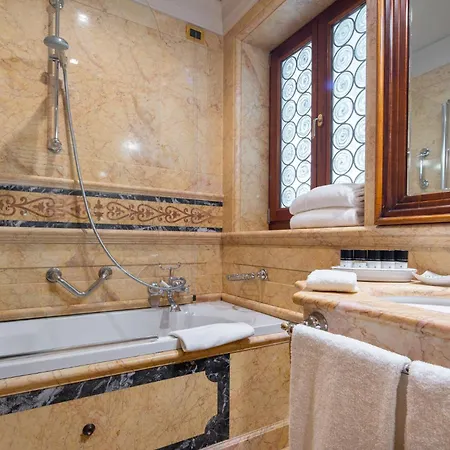 Bellevue Luxury Rooms - San Marco Luxury-3