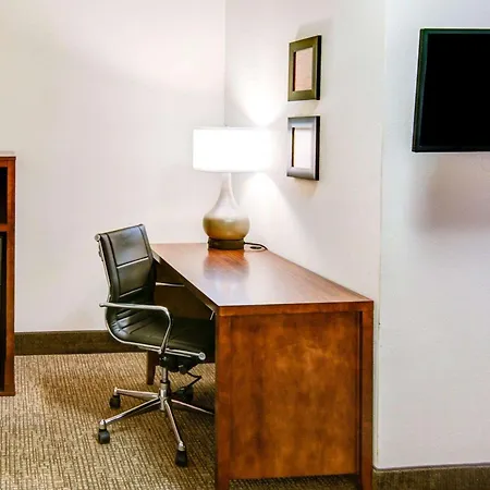Comfort Inn Redding Near I-5-2
