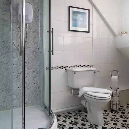 Rosaire Guest House-2