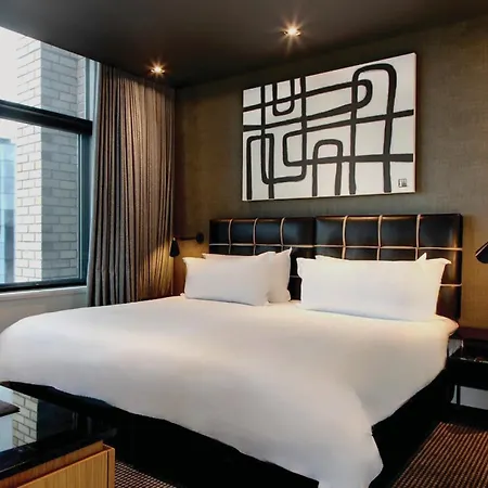 Century City Hotel Urban Square-2