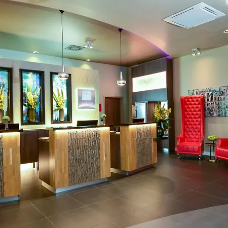 Leonardo Hotel Munich City East-3