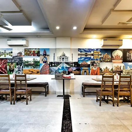 Airport Hotel Delhi Aerocity-3