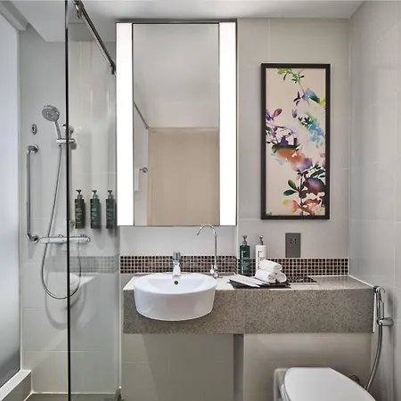 Hilton Garden Inn Singapore Serangoon-3