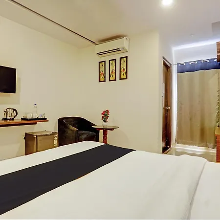 Collection O Ssr Royal Suites-3