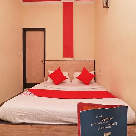 Oyo 27596 Hotel Parkash Dx-2