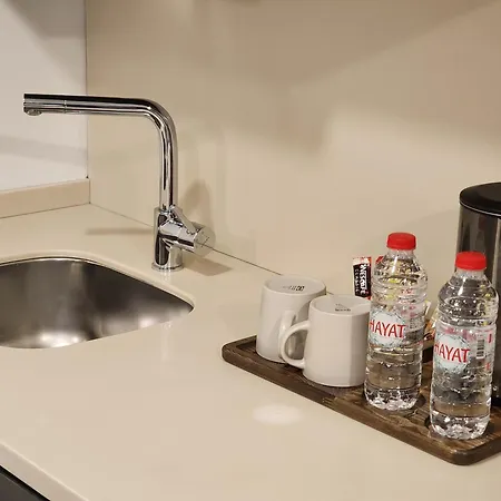 Taksim Landhouse Hotel 1 Min To Taksim Square-2