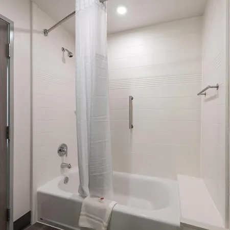 Comfort Suites Colorado Springs East - Medical Center Area-3