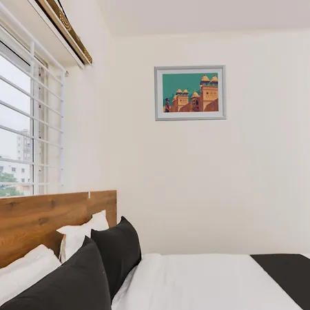 Super Townhouse Sri Nirvana Grand-3