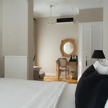 Athens Mansion Luxury Suites-2