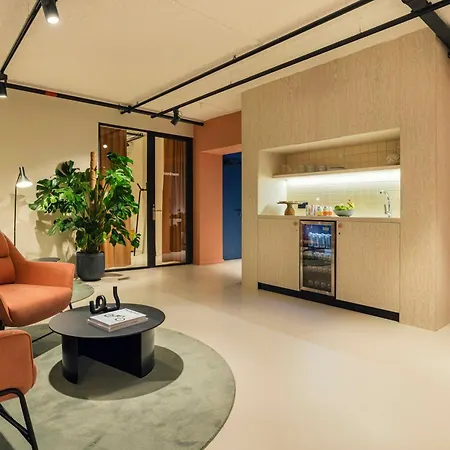 The Social Hub Porto Extended Stay-3