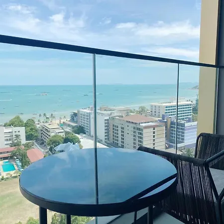 Edge Central Pattaya Sky-2