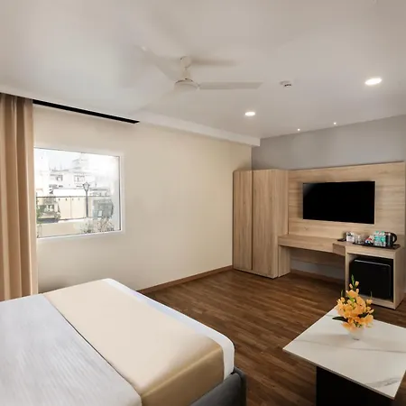 Asar Capoors Hotel Hazratganj By Orion Hotels-3