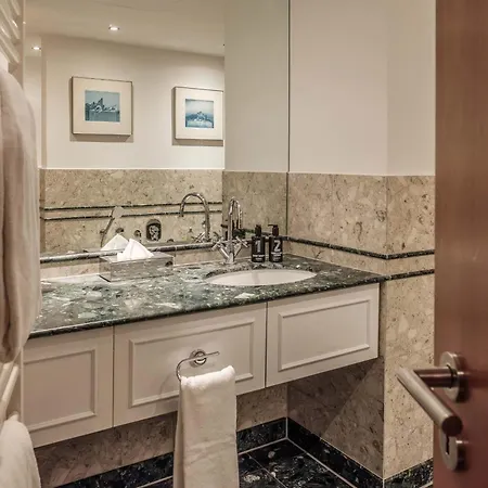 Main Plaza Suite Tower-2