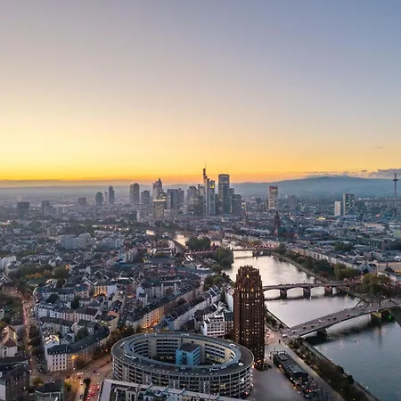 Main Plaza Suite Tower-3