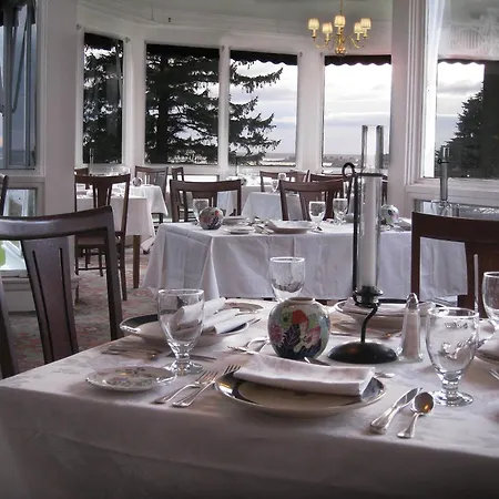 The Colony Hotel Kennebunkport-3
