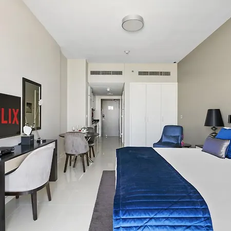 Vayk - Chic Hotel Style Studio In Damac Hills-2