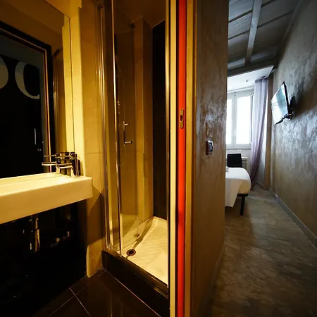 Nerva Accommodation Suburra-2
