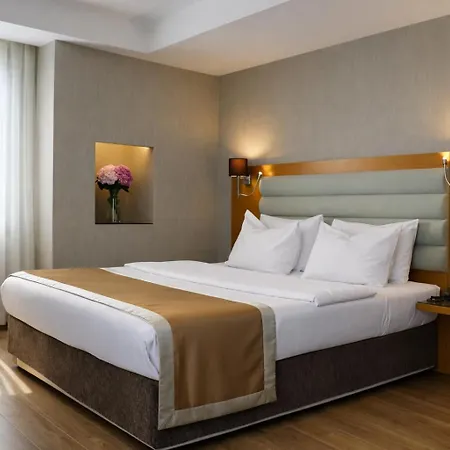 Riva Hotel Taksim-3