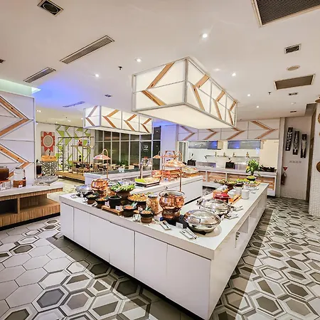 Harris Hotel And Conventions Kelapa Gading Jakarta-3