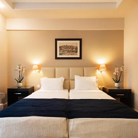 Best Western Plus Embassy Hotel-3