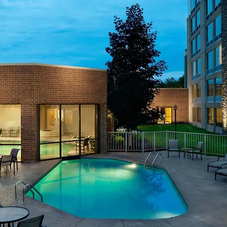 Sheraton Ann Arbor Hotel-2