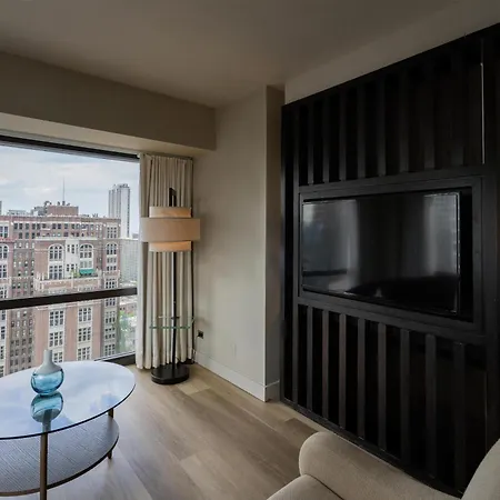 Thompson Chicago, By Hyatt-3