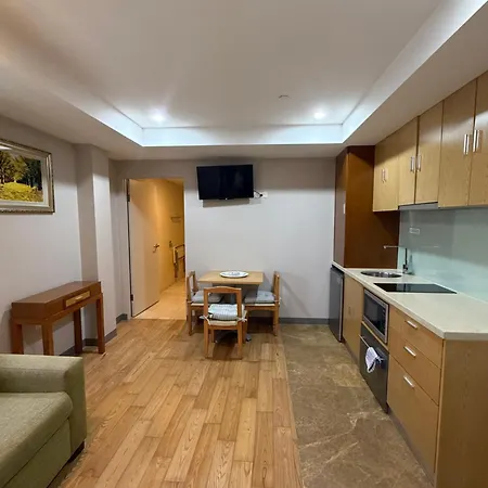 Melrose Apartments-2