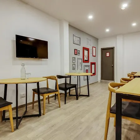Super Townhouse 359 Begumpet Near Hyderabad Central-3