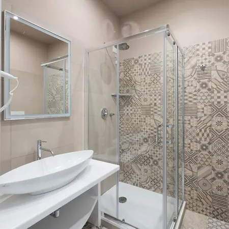 Bramble Luxury Suites-3