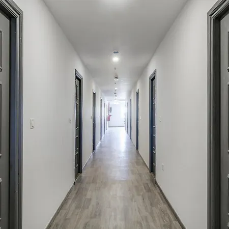 Super Townhouse Rcc Majestic 397 Lb Nagar-2