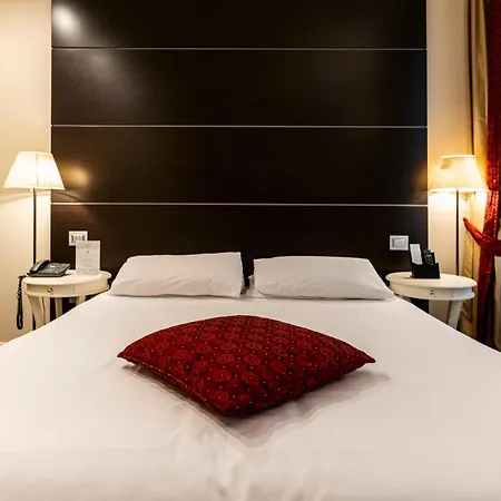 Townhouse 33 Boutique Hotel-3