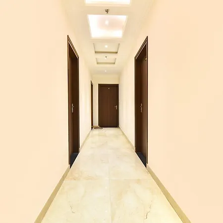 Fabhotel Golden Sapphire-3