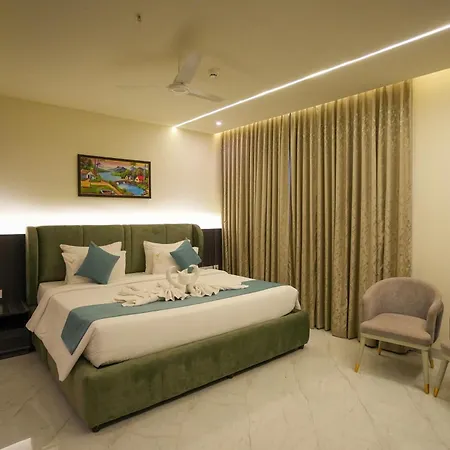 Town Square Suites-2